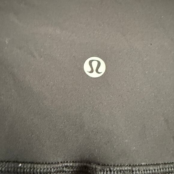 LULULEMON | Black Wunder Train 28" Inseam Everlux Leggings | Size 4 - Picture 4 of 5